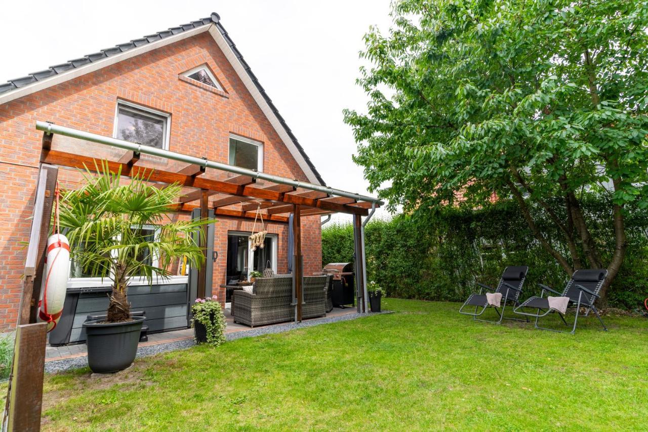 Leeloo S Sunlight Villa Hodenhagen Buitenkant foto